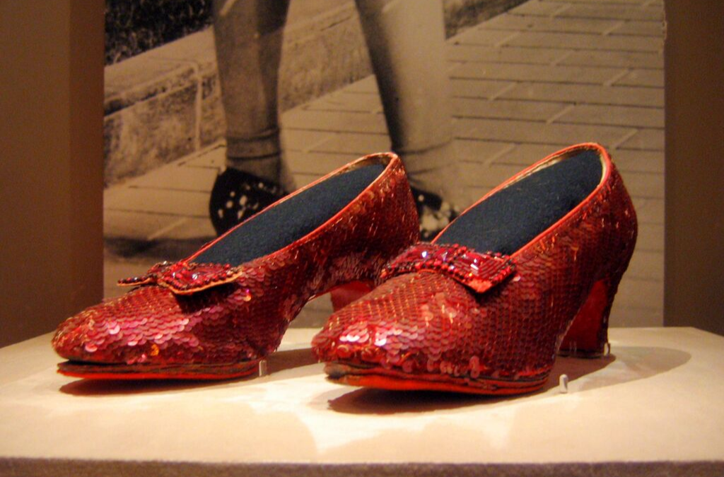 dorothy wizard of oz silver shoes