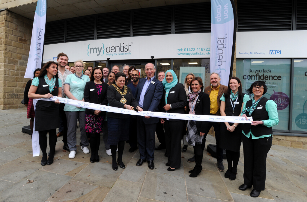 Mayor of Calderdale Officially Opens {my}dentist Practice at Broad Street Plaza